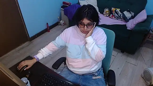 X CHERRY XX online show from July 21, 1:30 am