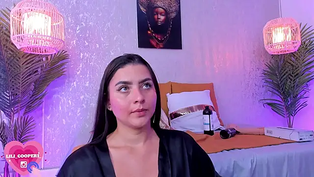 lilicooper  online show from December 20, 2:52 am