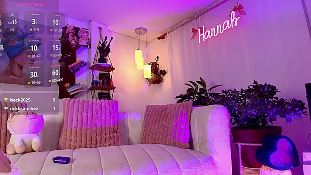 HANNAH LOVEE online show from March 23, 6:16 am