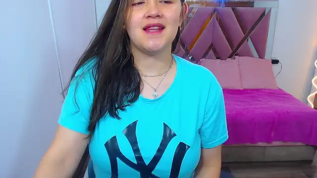 Krysstal tay online show from December 18, 12:07 pm