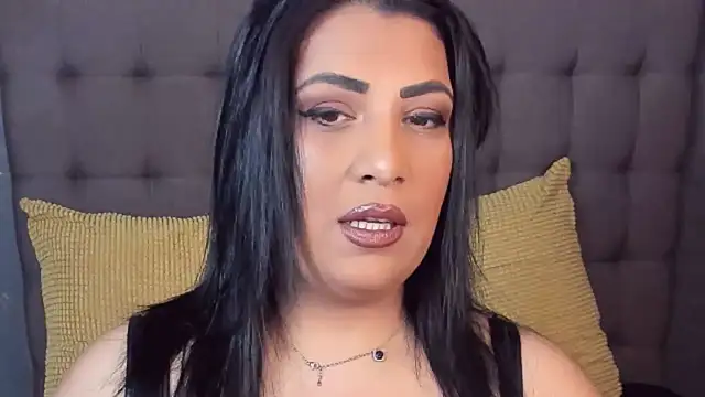 AmyCubes online show from January 11, 6:57 pm