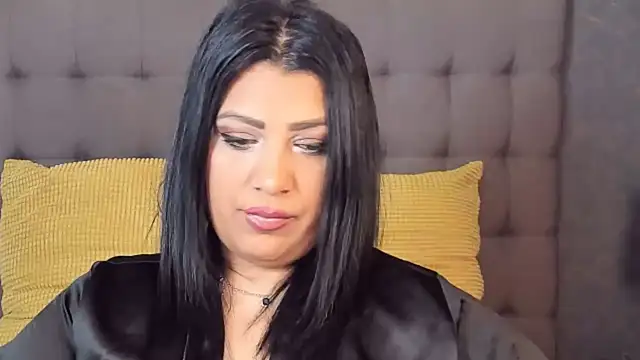 AmyCubes online show from January 12, 9:20 pm