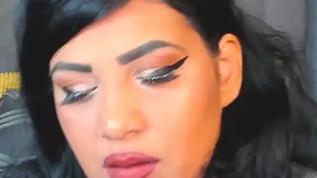 AmyCubes online show from February 11, 8:30 am