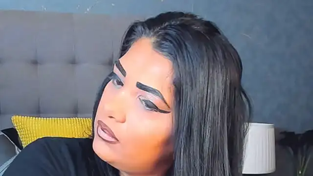 AmyCubes online show from February 27, 5:07 am