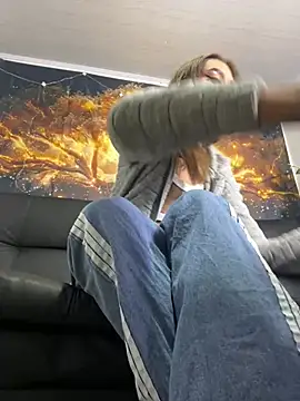 Nikol Rang   online show from February 24, 4:05 am