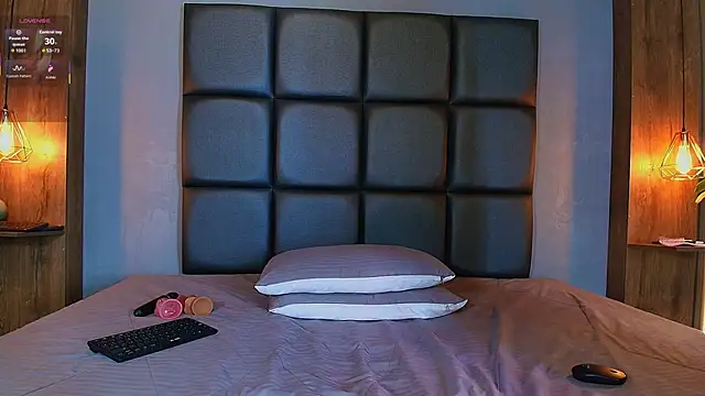 Snapshot of alexxa_ortiz chatting on September 21, 12:45 am alexxa ortiz online show from September 21, 12:45 am