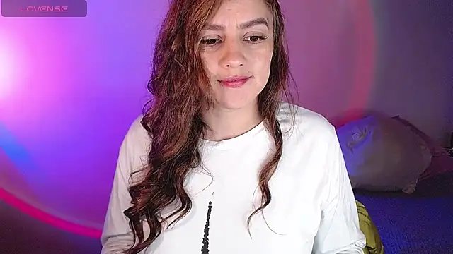 Lu perez online show from December 18, 4:28 pm