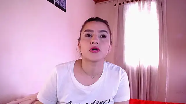 Lu perez online show from October 6, 7:11 pm