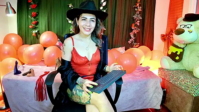 Snapshot of oriana_thomson2 chatting on February 14, 4:04 am oriana thomson2 online show from February 14, 4:04 am