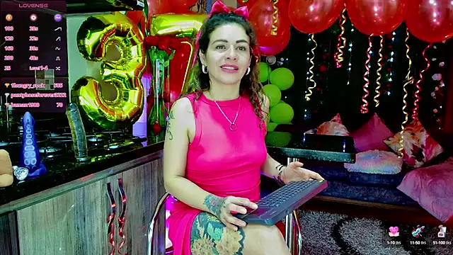 Snapshot of oriana_thomson2 chatting on March 16, 2:32 am oriana thomson2 online show from March 16, 2:32 am
