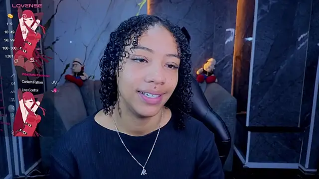 Snapshot of Violeth_b chatting on April 21, 12:55 pm Violeth b online show from April 21, 12:55 pm