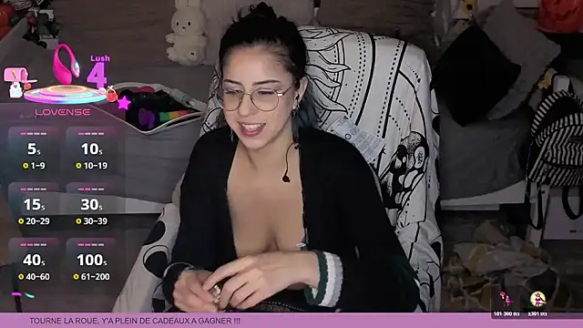 LisandreLaVenale online show from November 6, 9:37 pm