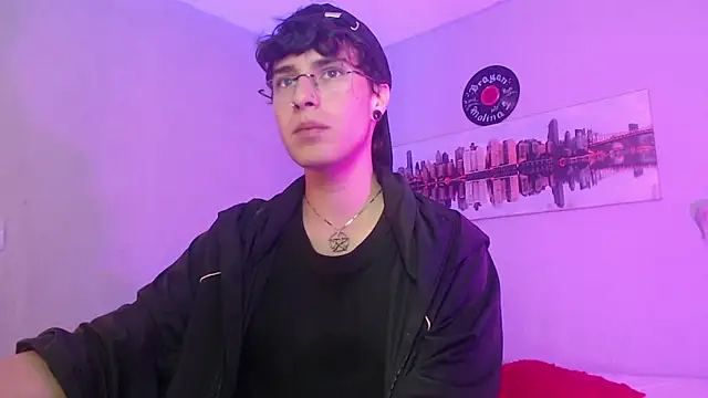 Snapshot of Jeam_hot chatting on January 3, 10:08 pm Jeam hot online show from January 3, 10:08 pm