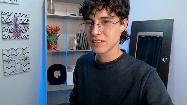 Snapshot of Jeam_hot chatting on January 6, 9:43 pm Jeam hot online show from January 6, 9:43 pm