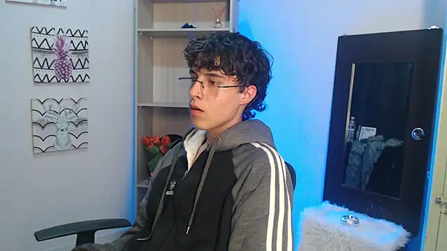 Snapshot of Jeam_hot chatting on January 15, 1:02 am Jeam hot online show from January 15, 1:02 am