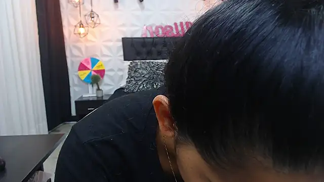 Snapshot of Alison_Wiley chatting on January 16, 12:09 pm Alison Wiley online show from January 16, 12:09 pm