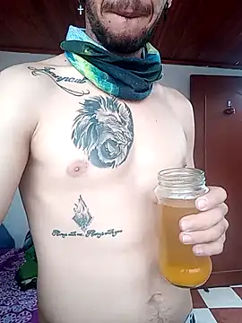 Gatohot23 online show from March 18, 6:15 pm