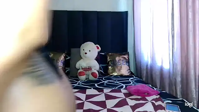 Snapshot of quenliyasa chatting on September 22, 7:54 am quenliyasa online show from September 22, 7:54 am