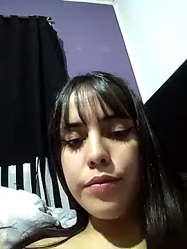 Snapshot of lucylovles chatting on December 7, 5:48 am lucylovles online show from December 7, 5:48 am