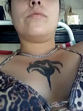 Snapshot of lucylovles chatting on February 17, 9:41 pm lucylovles online show from February 17, 9:41 pm