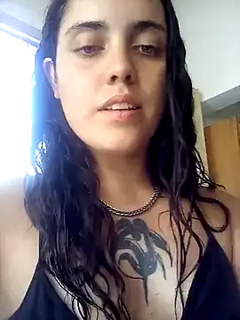 Snapshot of lucylovles chatting on March 20, 4:09 pm lucylovles online show from March 20, 4:09 pm