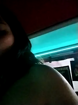 Snapshot of lucylovles chatting on November 30, 9:35 am lucylovles online show from November 30, 9:35 am