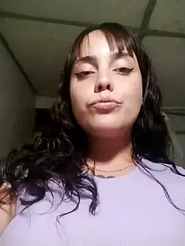 Snapshot of lucylovles chatting on February 16, 7:48 am lucylovles online show from February 16, 7:48 am