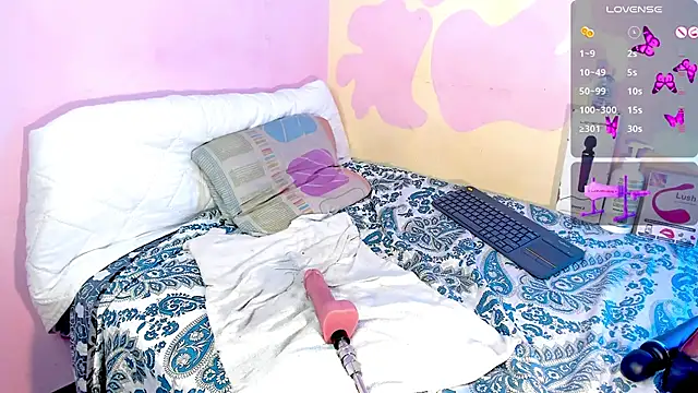 Snapshot of Crystal_channel1 chatting on March 7, 2:46 am Crystal channel1 online show from March 7, 2:46 am