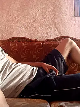 Snapshot of dream-big-dick chatting on November 25, 10:59 am dream-big-dick online show from November 25, 10:59 am