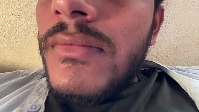 Snapshot of dream-big-dick chatting on February 14, 11:29 am dream-big-dick online show from February 14, 11:29 am