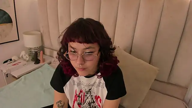 Haru Bonny online show from November 28, 7:49 pm