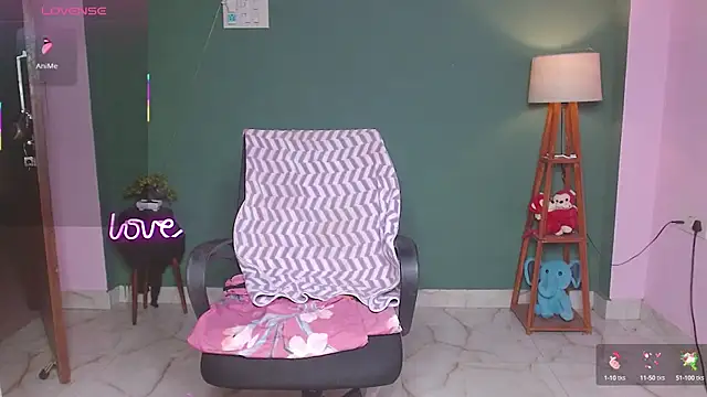 Naughty Ayesha1 online show from October 6, 9:34 pm