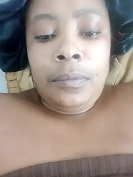 Snapshot of 2Sweetysmile chatting on March 12, 3:40 pm 2Sweetysmile online show from March 12, 3:40 pm