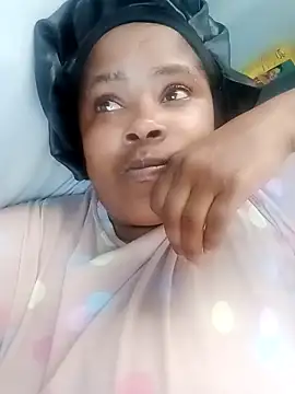 Snapshot of 2Sweetysmile chatting on April 9, 8:42 am 2Sweetysmile online show from April 9, 8:42 am