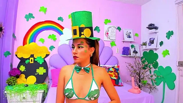 HannaPretthy online show from March 17, 11:35 am