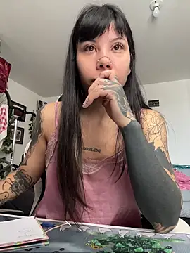 EemaHaruki online show from October 24, 5:20 pm