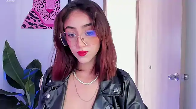 MelodieRoy online show from February 5, 5:09 pm