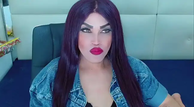 NathaliaCross online show from January 17, 9:06 pm