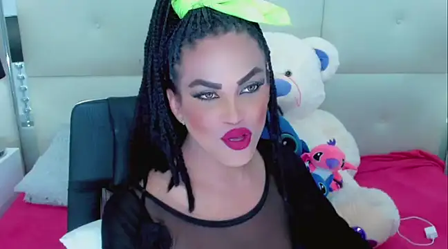 NathaliaCross online show from February 22, 9:15 pm