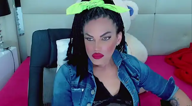 NathaliaCross online show from February 25, 9:02 pm