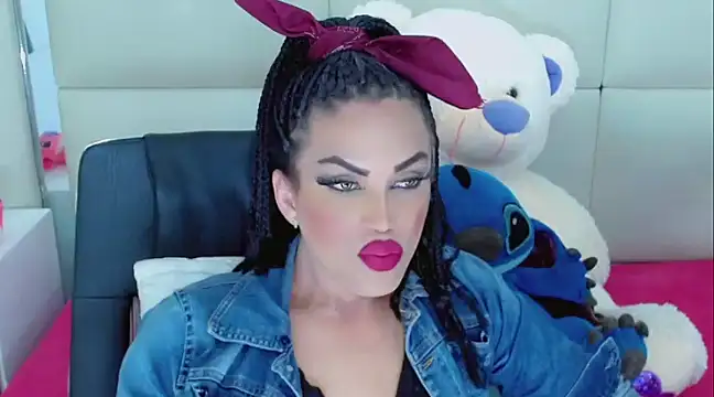 NathaliaCross online show from March 7, 4:46 am