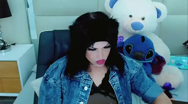 NathaliaCross online show from March 19, 9:37 pm