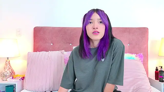 AlliciaKim online show from December 18, 7:08 pm