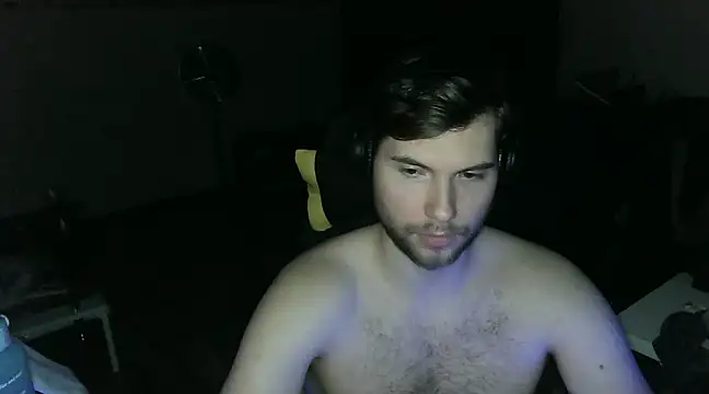 Snapshot of Ironman220 chatting on January 18, 11:33 pm Ironman220 online show from January 18, 11:33 pm