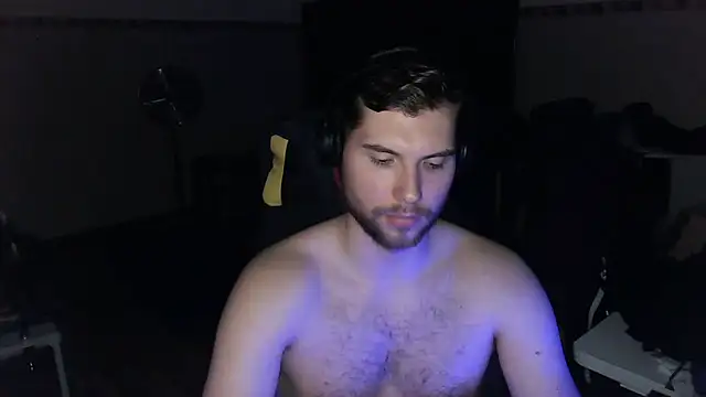 Snapshot of Ironman220 chatting on January 29, 5:56 pm Ironman220 online show from January 29, 5:56 pm