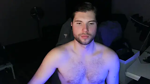 Snapshot of Ironman220 chatting on March 19, 5:50 pm Ironman220 online show from March 19, 5:50 pm