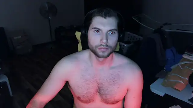 Snapshot of Ironman220 chatting on March 19, 5:55 am Ironman220 online show from March 19, 5:55 am