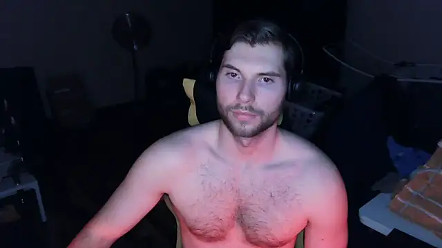 Snapshot of Ironman220 chatting on March 20, 11:20 pm Ironman220 online show from March 20, 11:20 pm