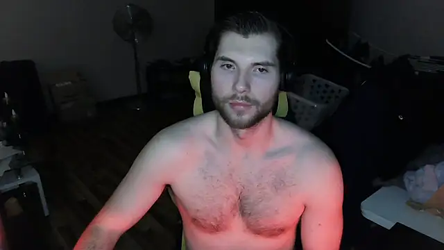 Snapshot of Ironman220 chatting on March 24, 6:07 am Ironman220 online show from March 24, 6:07 am