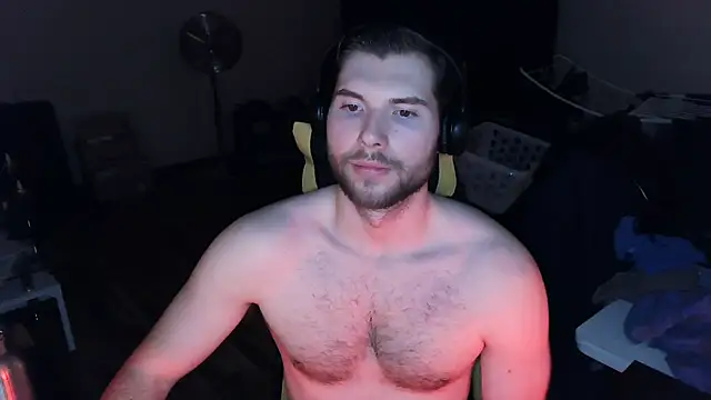 Snapshot of Ironman220 chatting on March 25, 6:47 pm Ironman220 online show from March 25, 6:47 pm